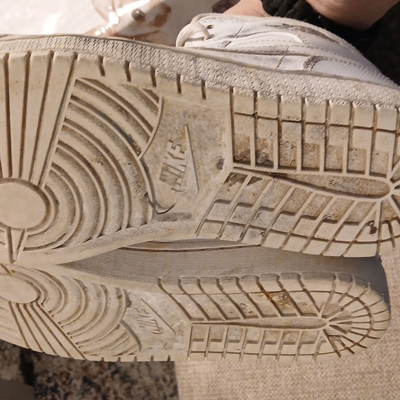 Men's Air Jordan Tennis Shoes - Picture 6 of 7